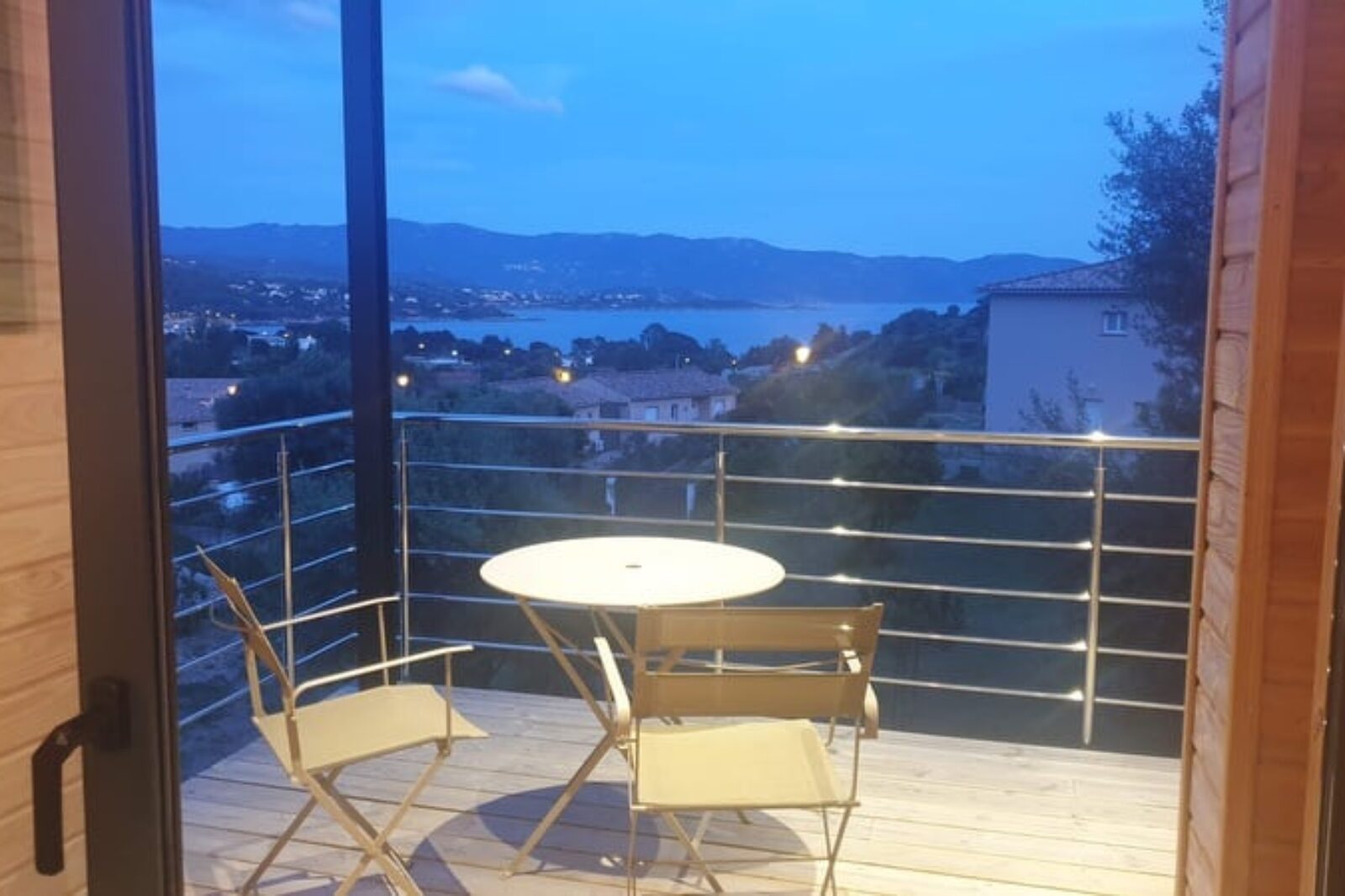 Gite à Sagone duplex avec vue mer, sa terrasse avec vue mer